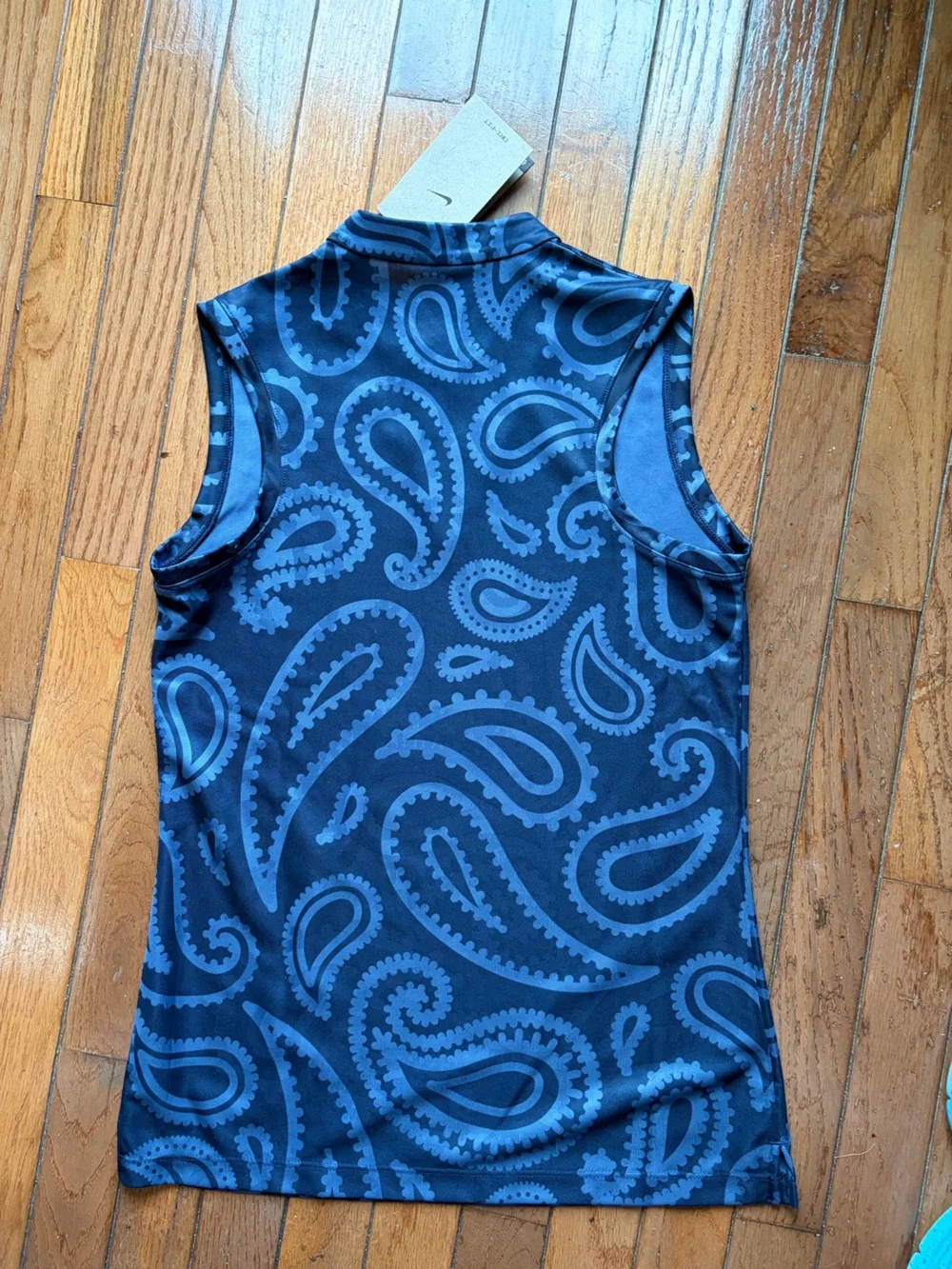 Nike Blue Paisley Sleeveless V-Notch Tank Top